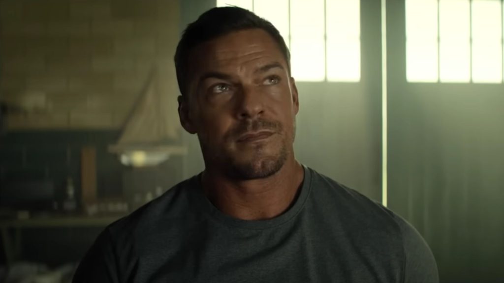 Alan Ritchson in Reacher season 3