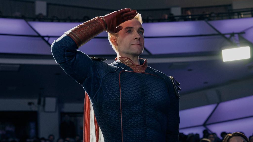 Homelander (Anthony Starr) saluting