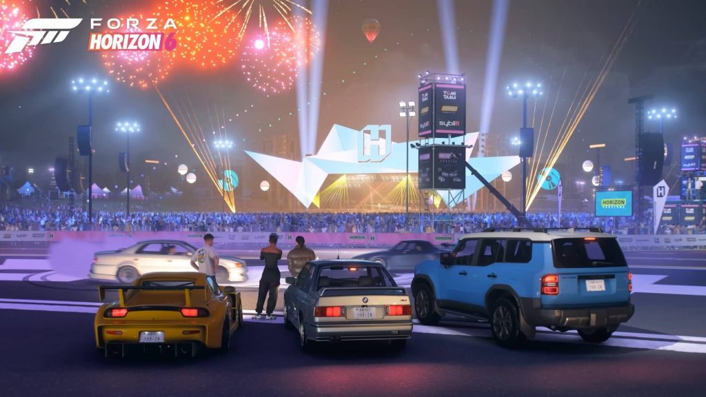 Forza Horizon 6 cars and players lined up at horizon festival site watching the fireworks